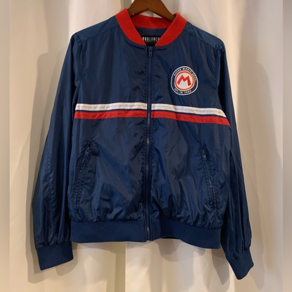 Nintendo Super‎ Mario Bros Jacket Windbreaker Size Small Box Lunch Blue 2018